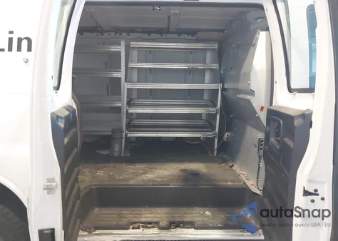 2015 Chevrolet Express 2500 Work Van from USA, damaged, VIN 1GCWGFCF9F1148000